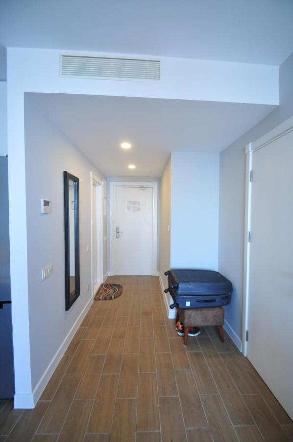 Sea View Apartment Near To The Dancing And Music Fountains Batumi Esterno foto